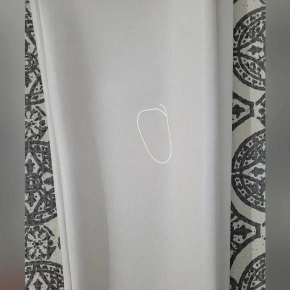 Aritzia Wilfred The Melina Birch High Rise Faux Leather Cropped Pant - Picture 6 of 16